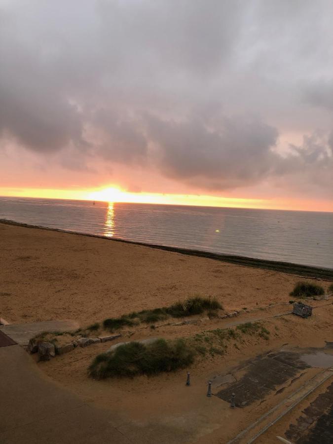 La Mouette Apartment กูร์เซิล-โซร์-แม ภายนอก รูปภาพ
